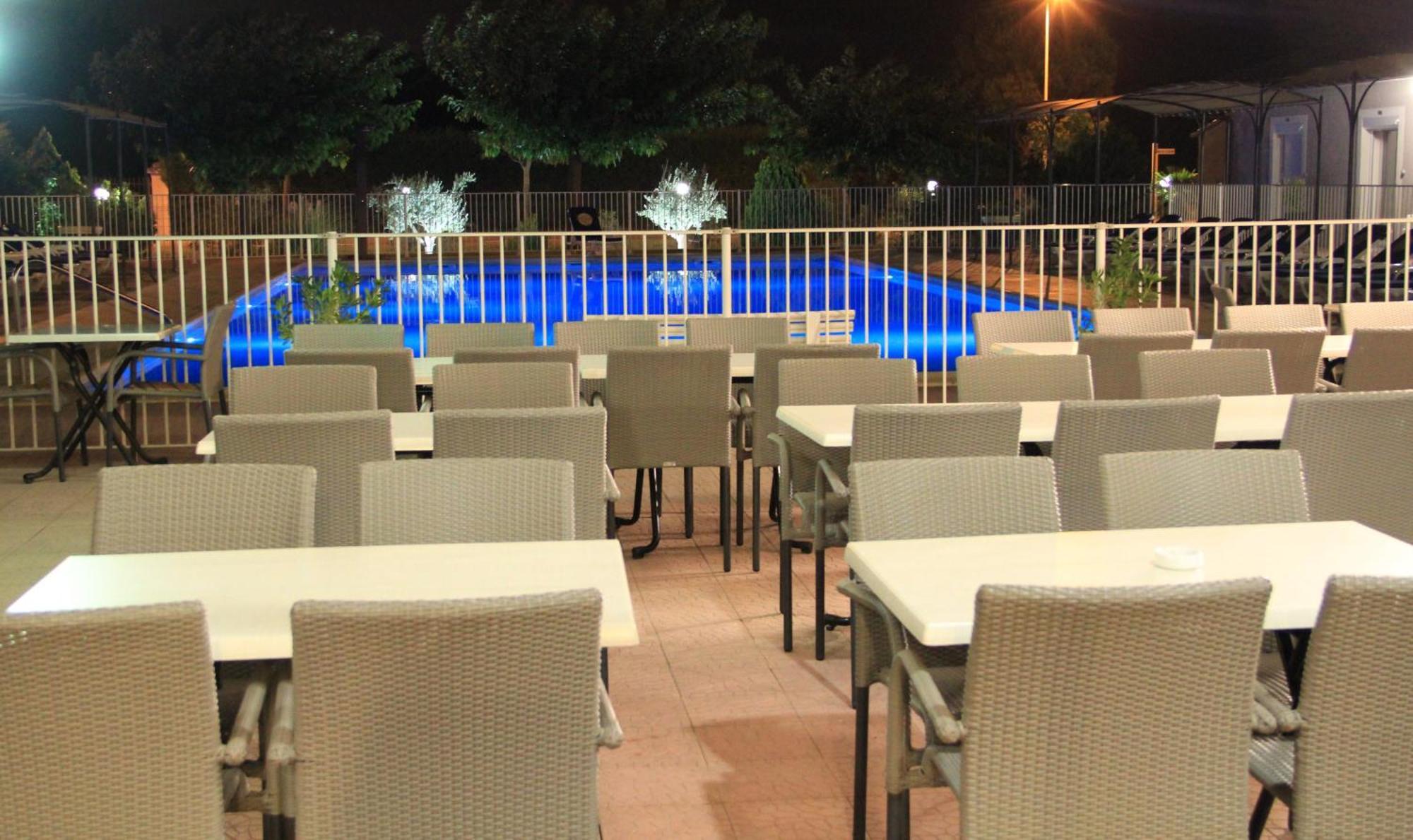 Hotel Saint Louis Ле-Тор Екстер'єр фото